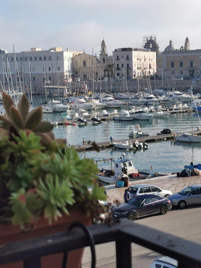 La Finestra Sul Porto Apartment Trani Exterior photo
