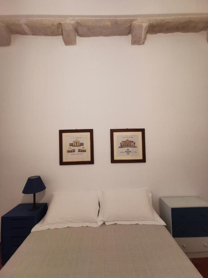 La Finestra Sul Porto Apartment Trani Exterior photo